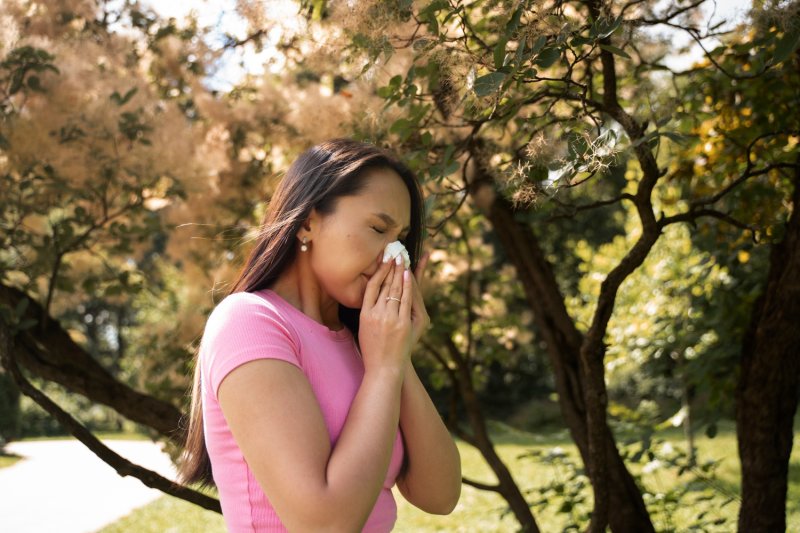 Saiba como prevenir e controlar as crises de alergia da primavera