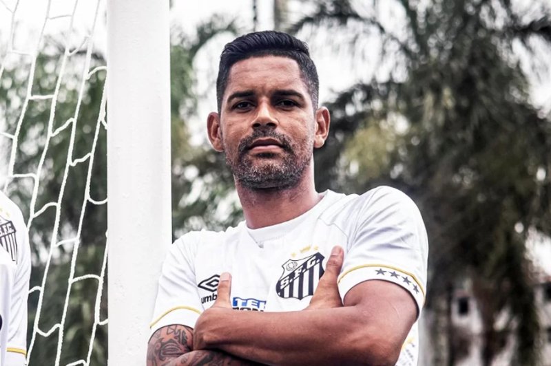 Carille promove treino tático e começa a ensaiar o Santos para final contra o Palmeiras