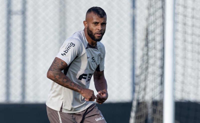 Alex Santana sofre lesão e vira desfalque no Corinthians