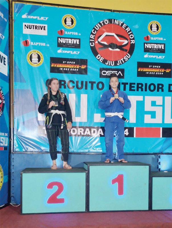 Atleta penapolense Isabela Maschio conquista medalha de ouro no 3° Open Avanhandava de Jiu-Jitsu