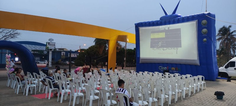 Cine Família: população pode escolher filme para sessão no Parque Maria Chica