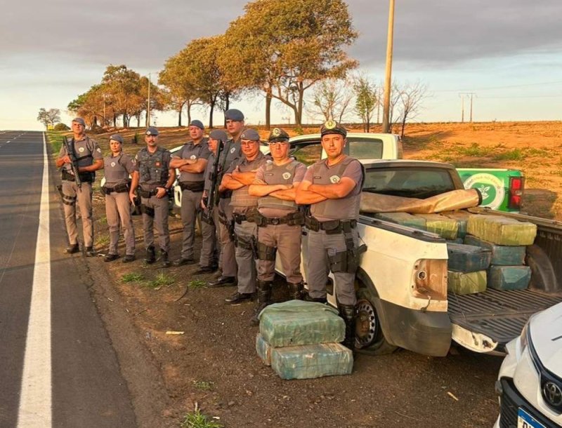 Polícias Rodoviária e Federal prendem homem com 361kg de maconha em Penápolis