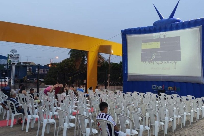 Especial Cine Família de Natal será no Parque Maria Chica