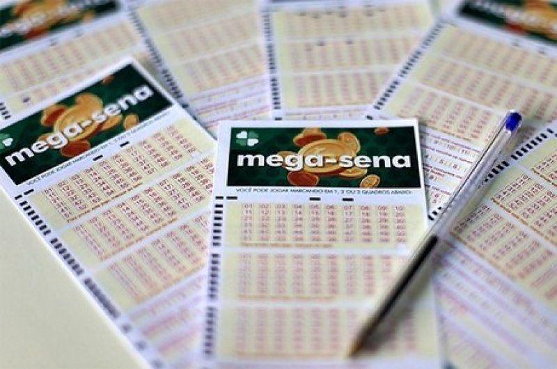 Mega-Sena acumula e pode pagar prêmio de R$ 65 milhões