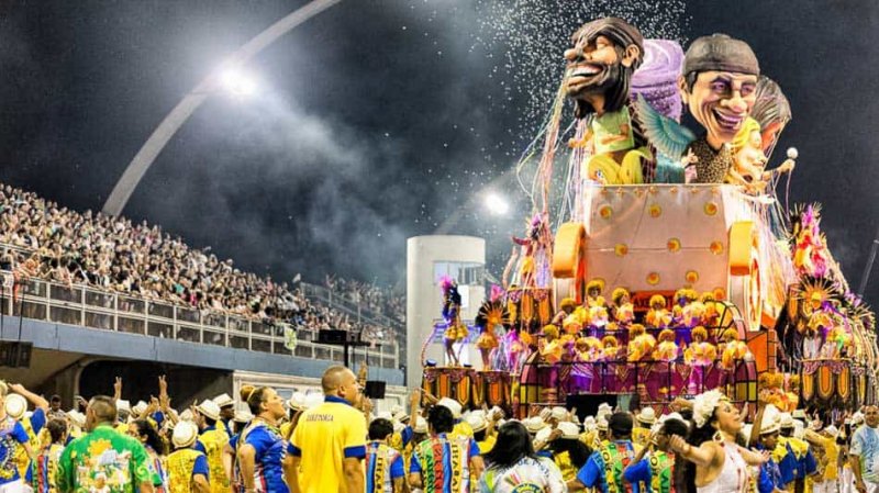 Rio e São Paulo adiam desfiles de carnaval para feriado de Tiradentes