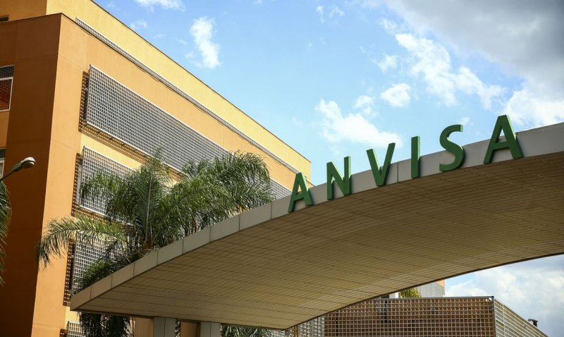 Anvisa determina recolhimento de autotestes contra Covid-19