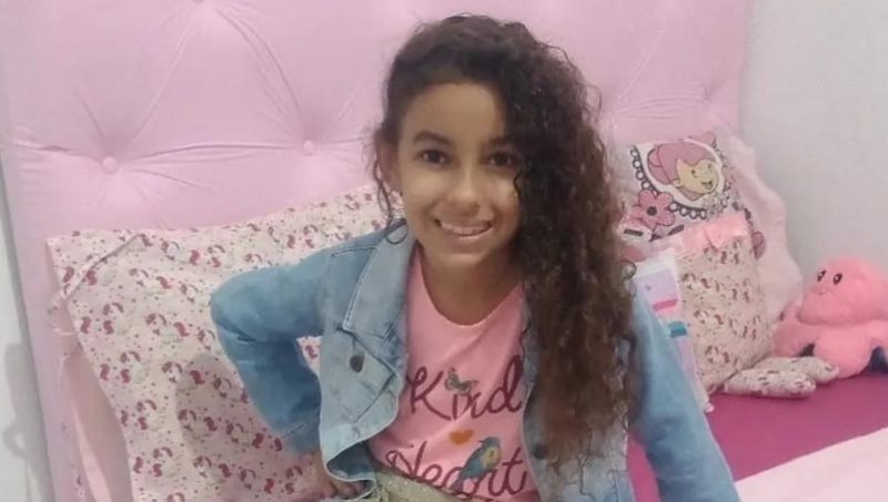 Menina de 8 anos morre após ser picada por escorpião