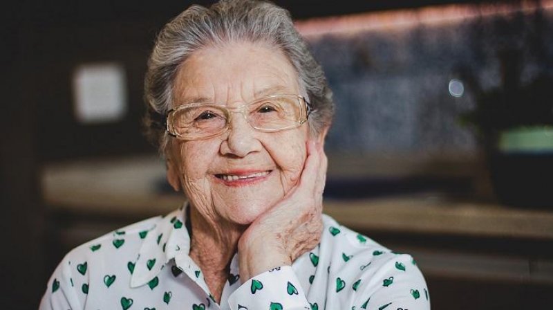 Apresentadora Palmirinha Onofre morre aos 91 anos