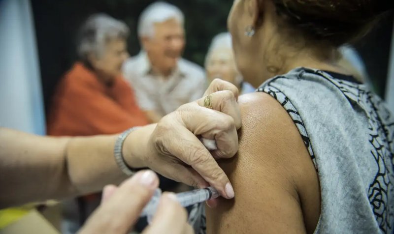 Campanha de vacinação contra gripe começa segunda-feira em São Paulo