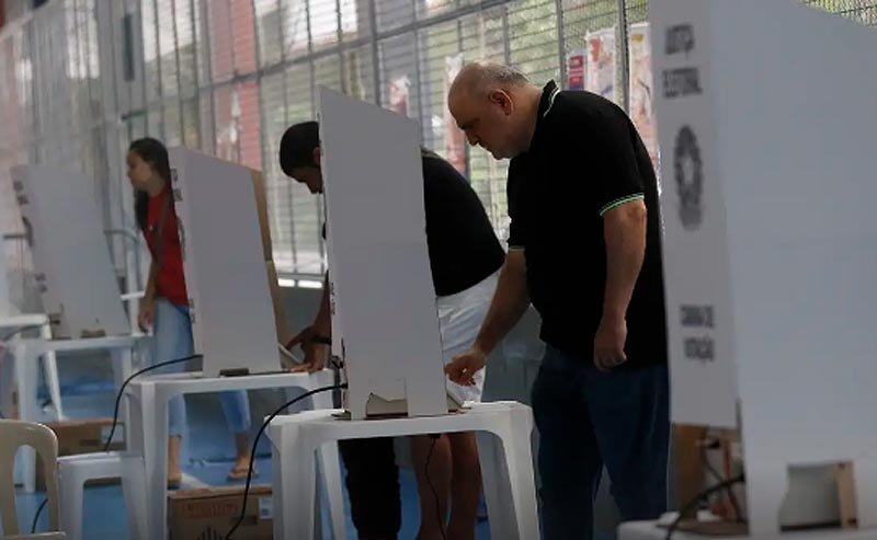 Segundo turno das eleições acontece neste domingo