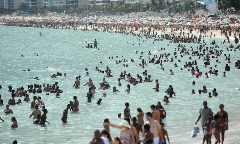 Verão começa e previsão é de menos chuvas na maior parte do país