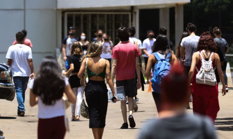 Estudantes podem pedir reaplicação do Enem a partir desta segunda-feira